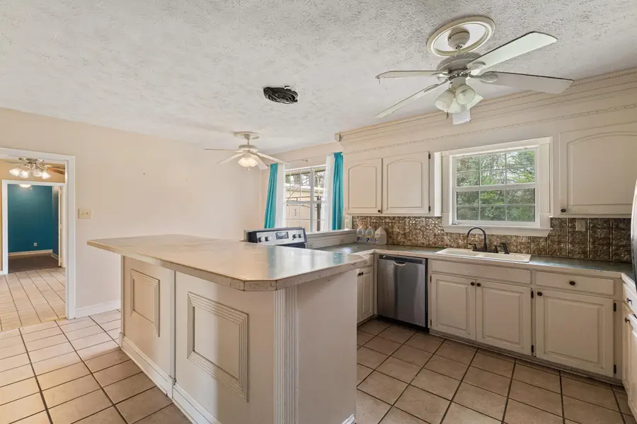 301 Spring St., Taylorsville, MS 39168 - #2