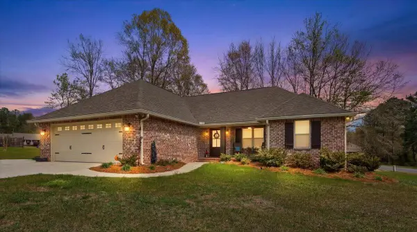 130 Boulder, Petal, MS 39465