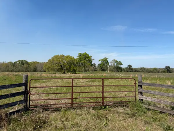 11.74 Magnolia Rd., Perkinston, MS 39573