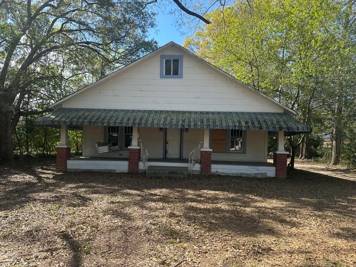 137 W 5th Ave., Petal, MS 39465 - #1