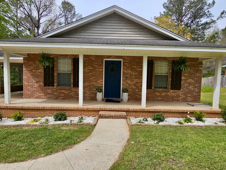 69 Fairview Dr., Petal, MS 39465 - #2