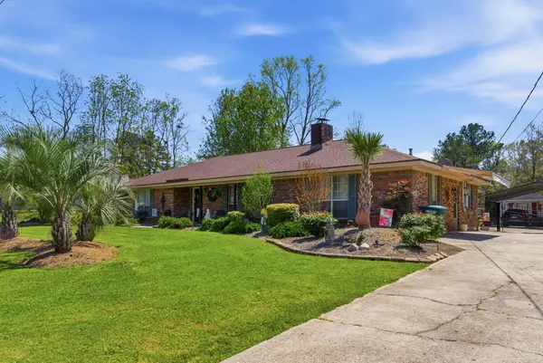 402 Edwards St., Petal, MS 39465