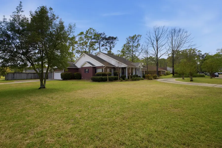217 Greenwood Pl, Hattiesburg, MS 39402 - #2