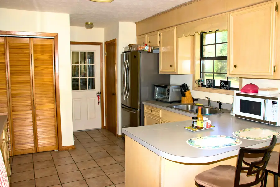 141 Heed Neely Rd., Braxton, MS 39044 - #3