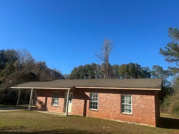 16 Anderson Ln., Foxworth, MS 39483