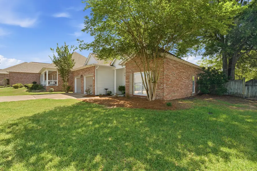 38 Stones Throw Dr., Hattiesburg, MS 39402 - #3