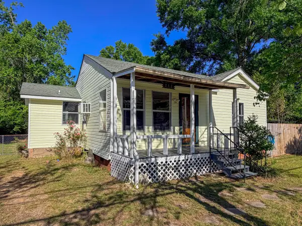 212 N George St., Petal, MS 39465