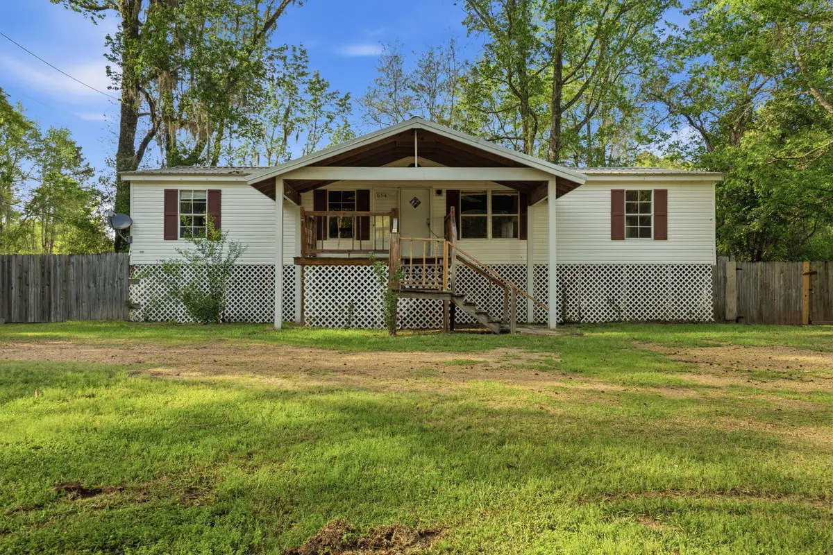 614 Jones Ln., Columbia, MS 39429 - #1
