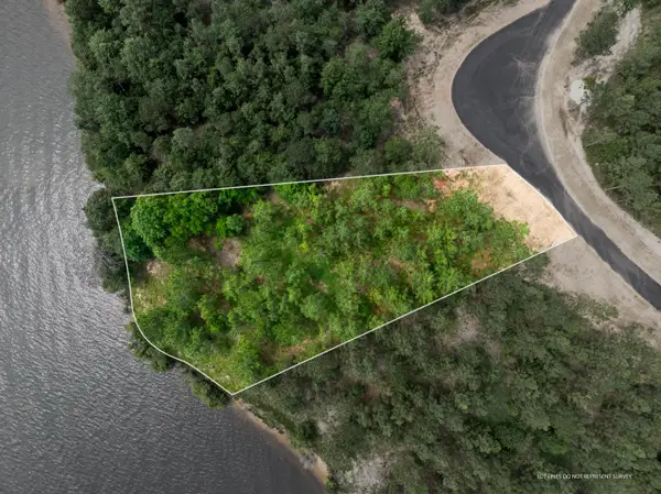 22 Red Wiggler Way, Lumberton, MS 39455