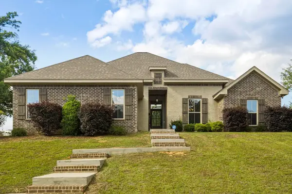 25 Island Oak, Hattiesburg, MS 39402