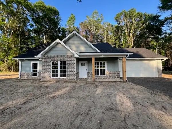 125 Old Hwy 15, Ellisville, MS 39437