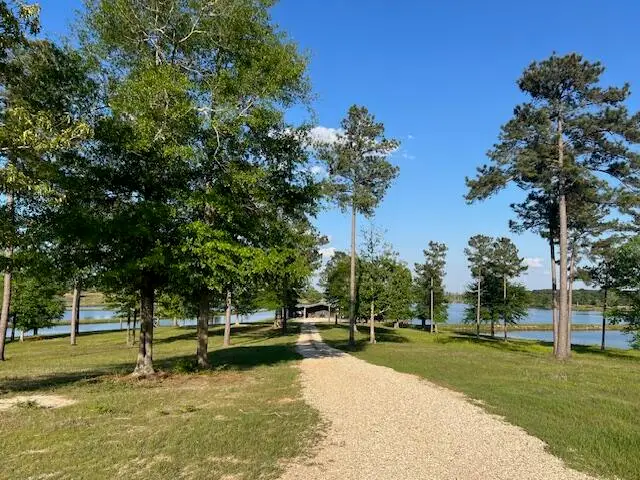 176 A Busby Rd, Ellisville, MS 39437 - #2