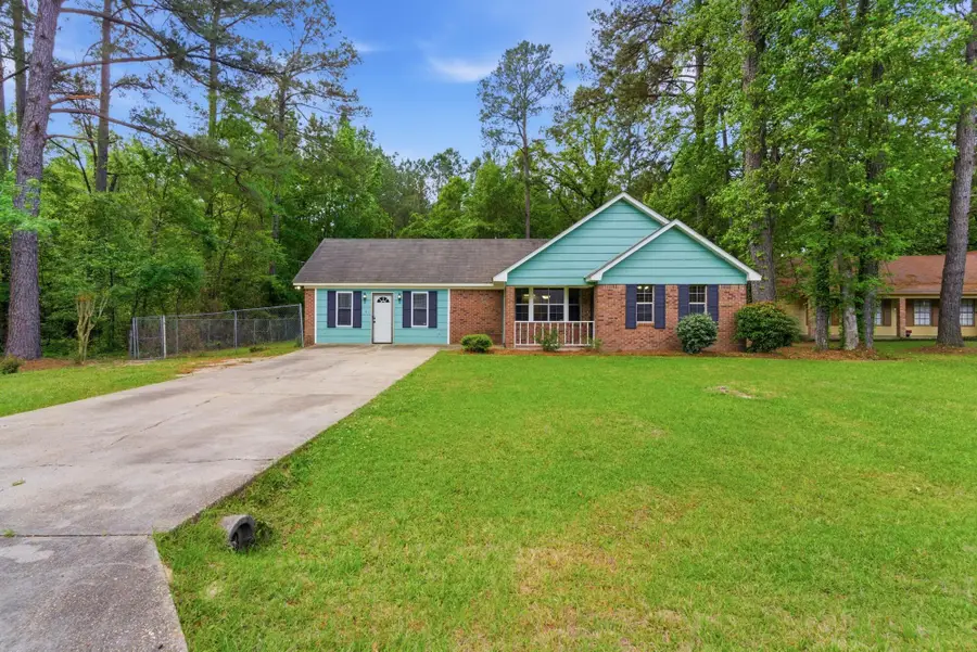 301 Sam Rayburn Dr., Hattiesburg, MS 39402 - #3