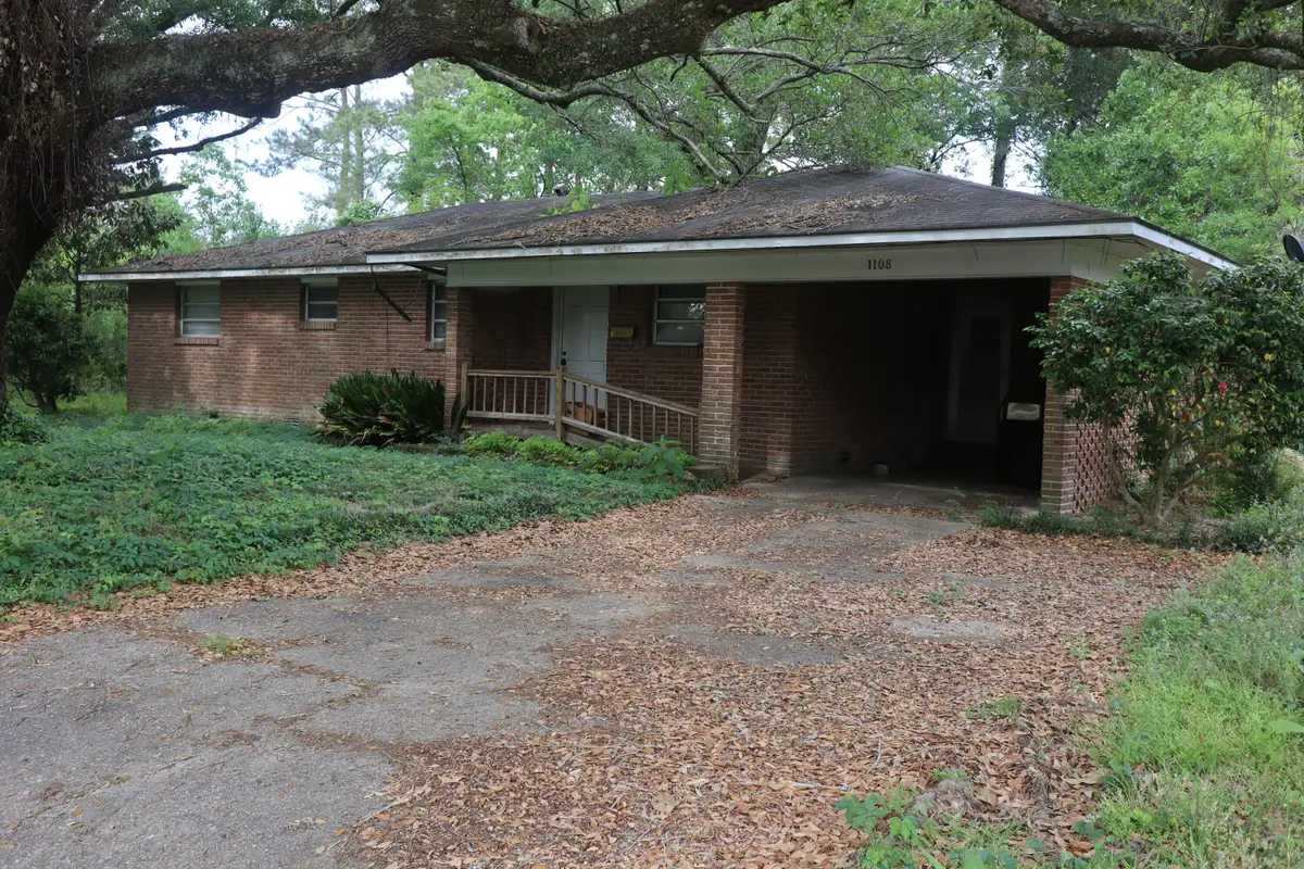 1108 Broadmoor Ave., Columbia, MS 39429 - #1