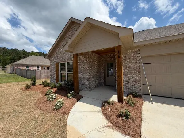 300 Courtney Lane, Magee, MS 39111