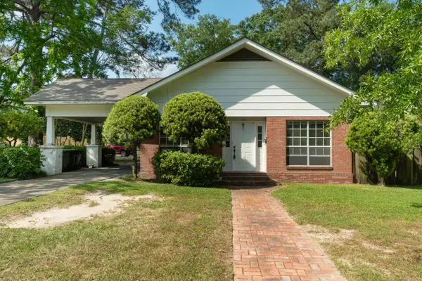 204 5th Ave., Hattiesburg, MS 39401