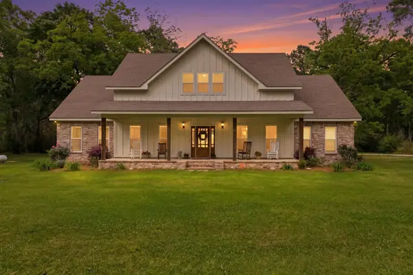 300 Delk, Moselle, MS 39459