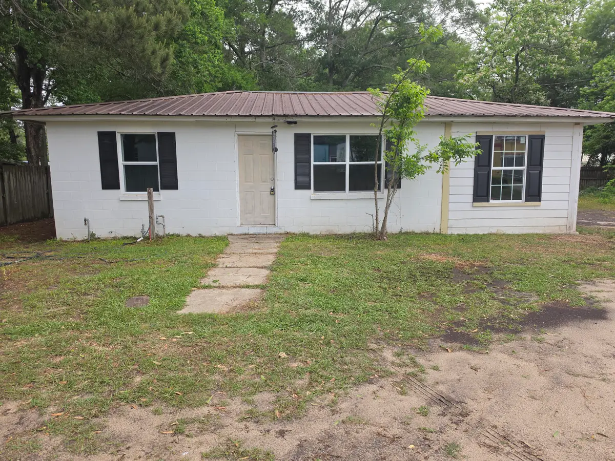 303 Front St., Richton, MS 39476 - #1