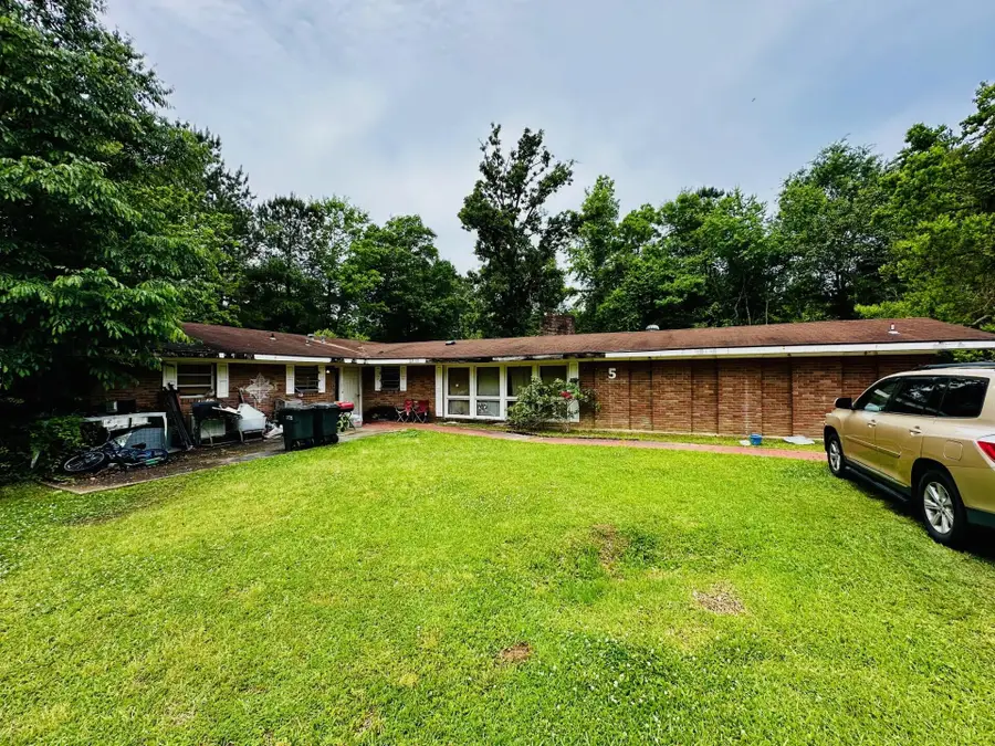 55 Oak Crest Dr., Laurel, MS 39440 - #3