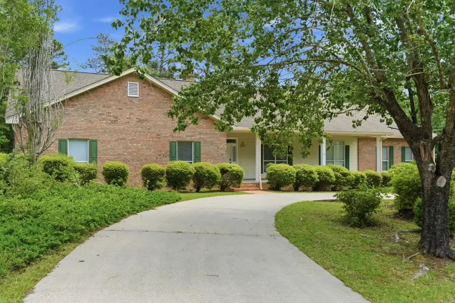 79 Fairway Pl, Hattiesburg, MS 39402 - #2