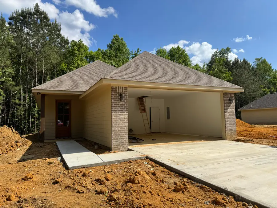 56 Riviera Dr., Hattiesburg, MS 39402 - #2