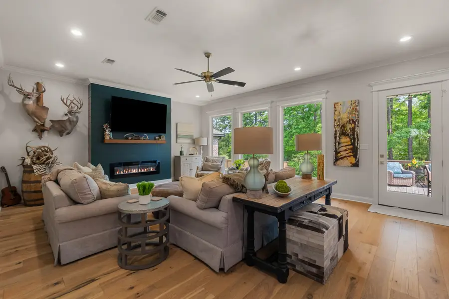 25 Waverly Ct., Hattiesburg, MS 39402 - #3