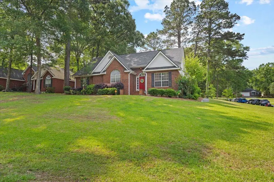 220 Pine Ln., Hattiesburg, MS 39402 - #2