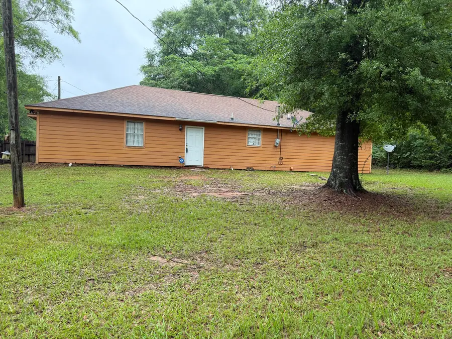 29 Willie Lindsey Dr., Collins, MS 39428 - #2