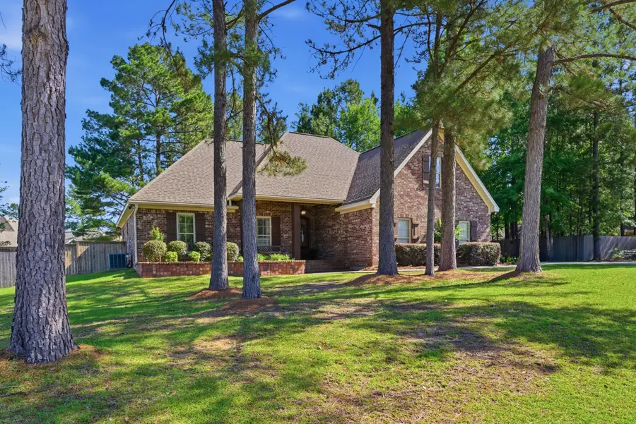 9 E Cadbury Ln., Hattiesburg, MS 39402 - #3