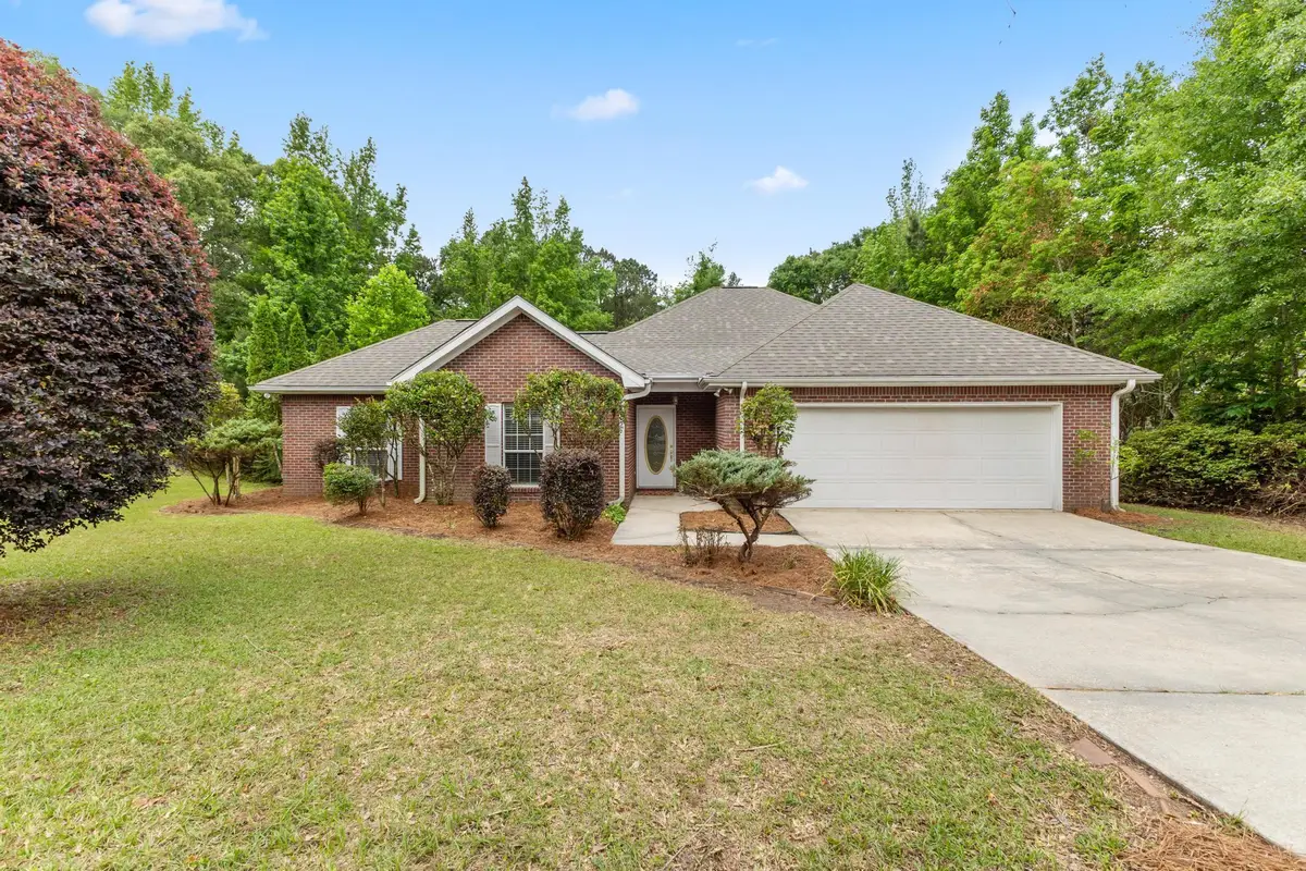 416 Green Hills Dr., Hattiesburg, MS 39402 - #1
