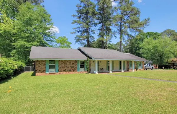 1205 Millsaps Dr., Laurel, MS 39440