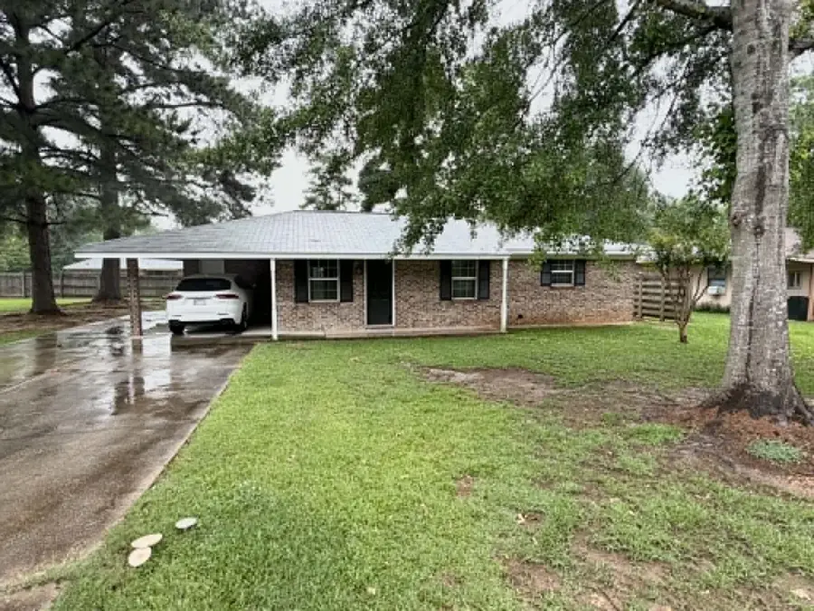 110 Avenue D, Ellisville, MS 39437 - #2
