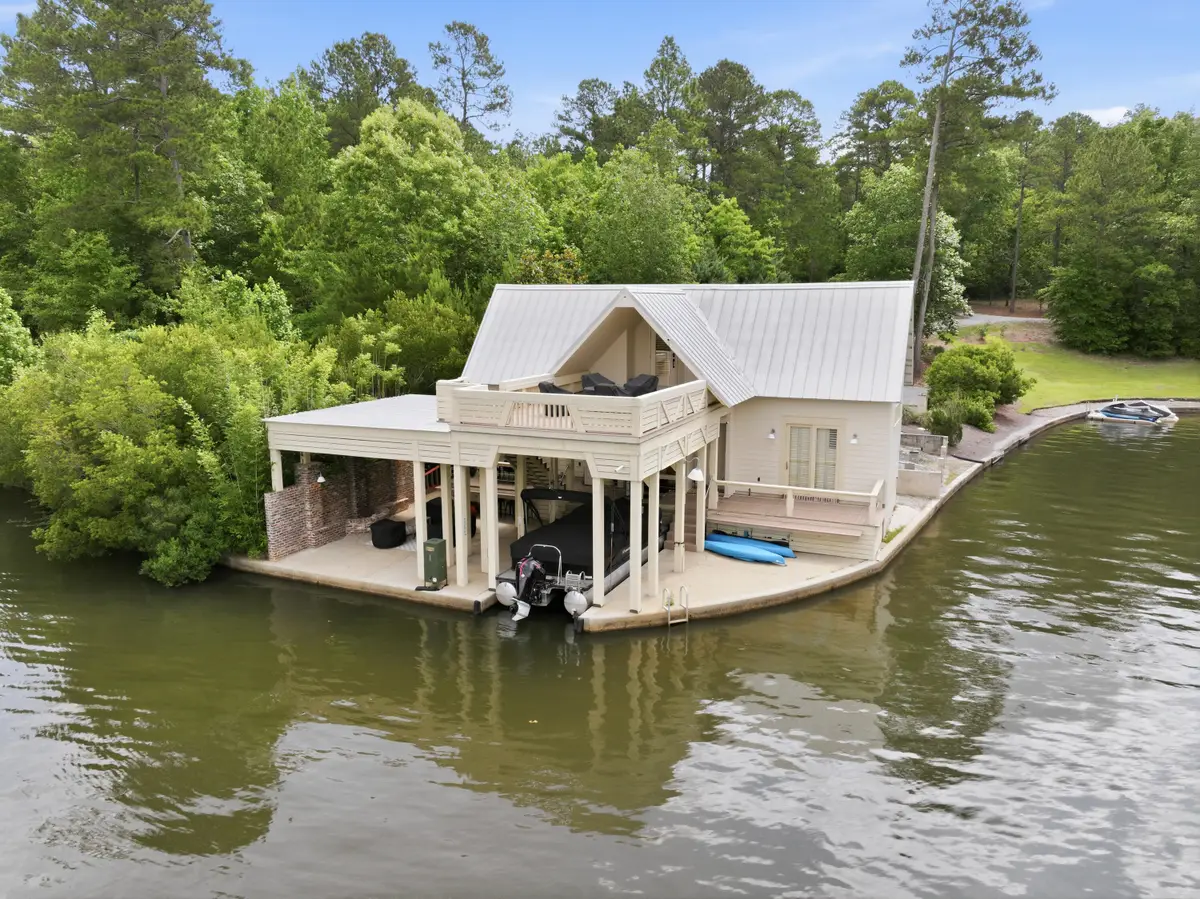 19 Pioneer Cir., Lumberton, MS 39455 - #1