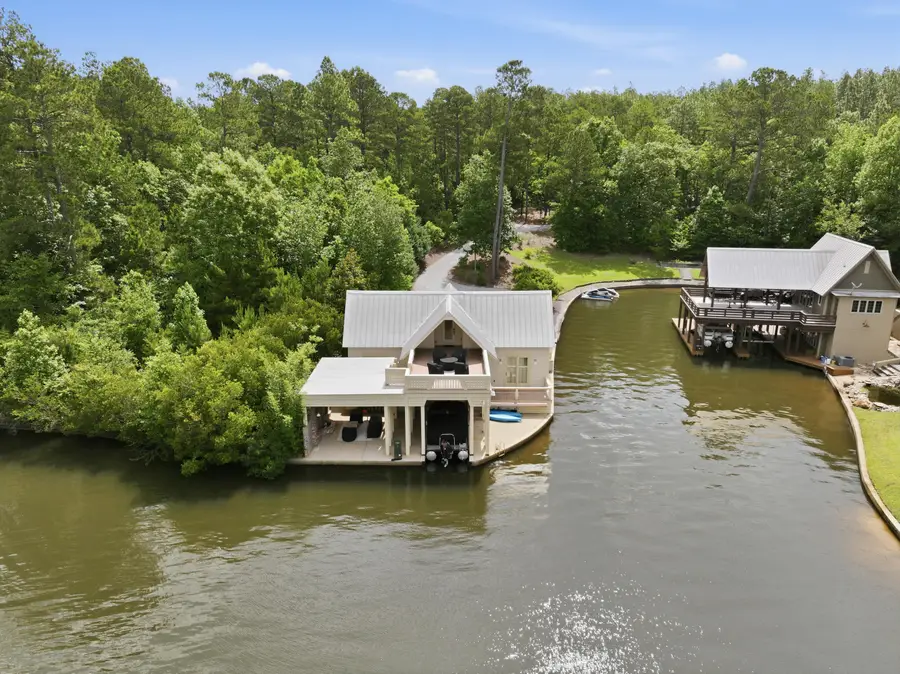 19 Pioneer Cir., Lumberton, MS 39455 - #3