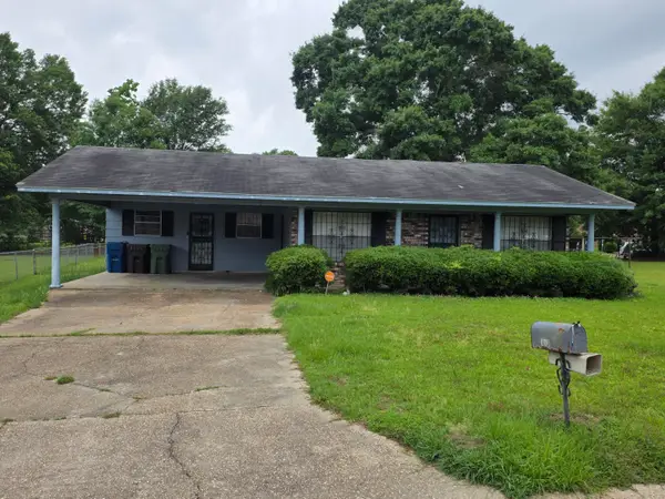 303 Vernon Dahmer Dr., Hattiesburg, MS 39401
