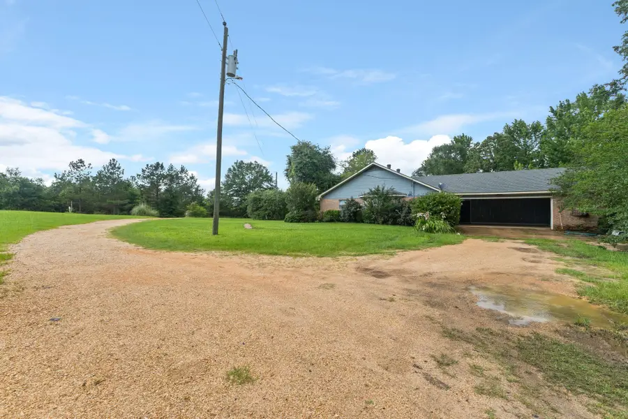 1616 Scr 123, Magee, MS 39111 - #2