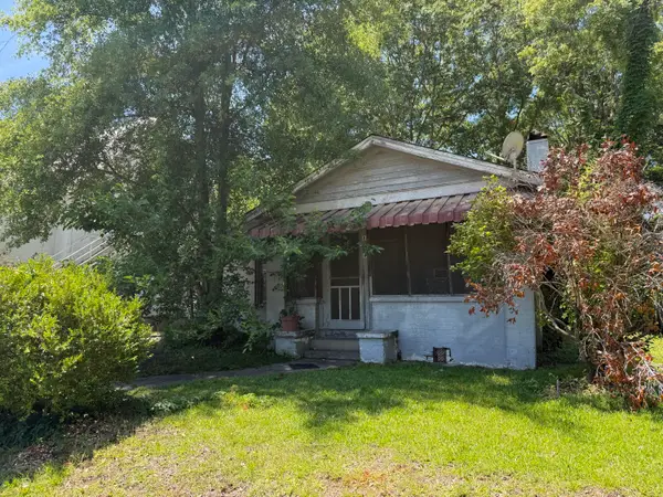 808 N 10th Ave., Laurel, MS 39440