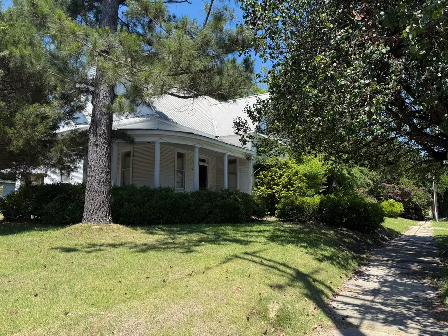 804 N 10th Ave., Laurel, MS 39440 - #3