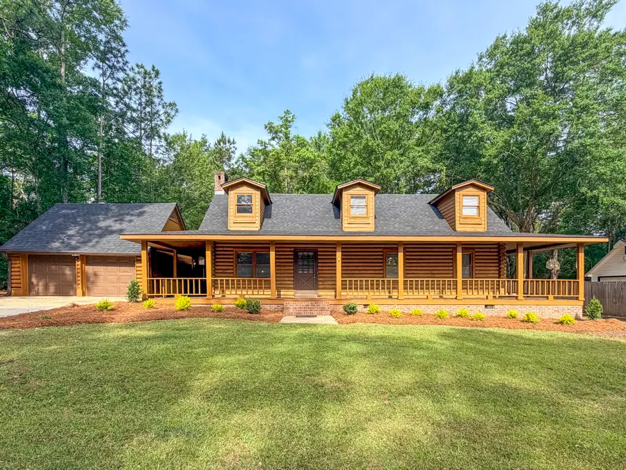 206 Kensington Dr., Hattiesburg, MS 39402 - #2