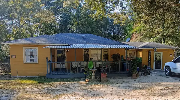 2214 N 3rd Ave., Laurel, MS 39440