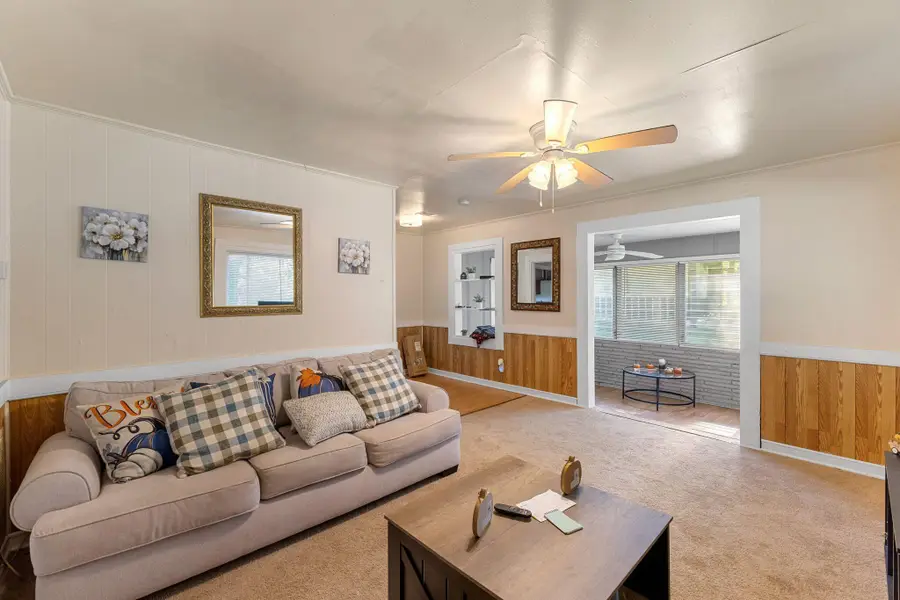 309 W 24th St., Laurel, MS 39440 - #3