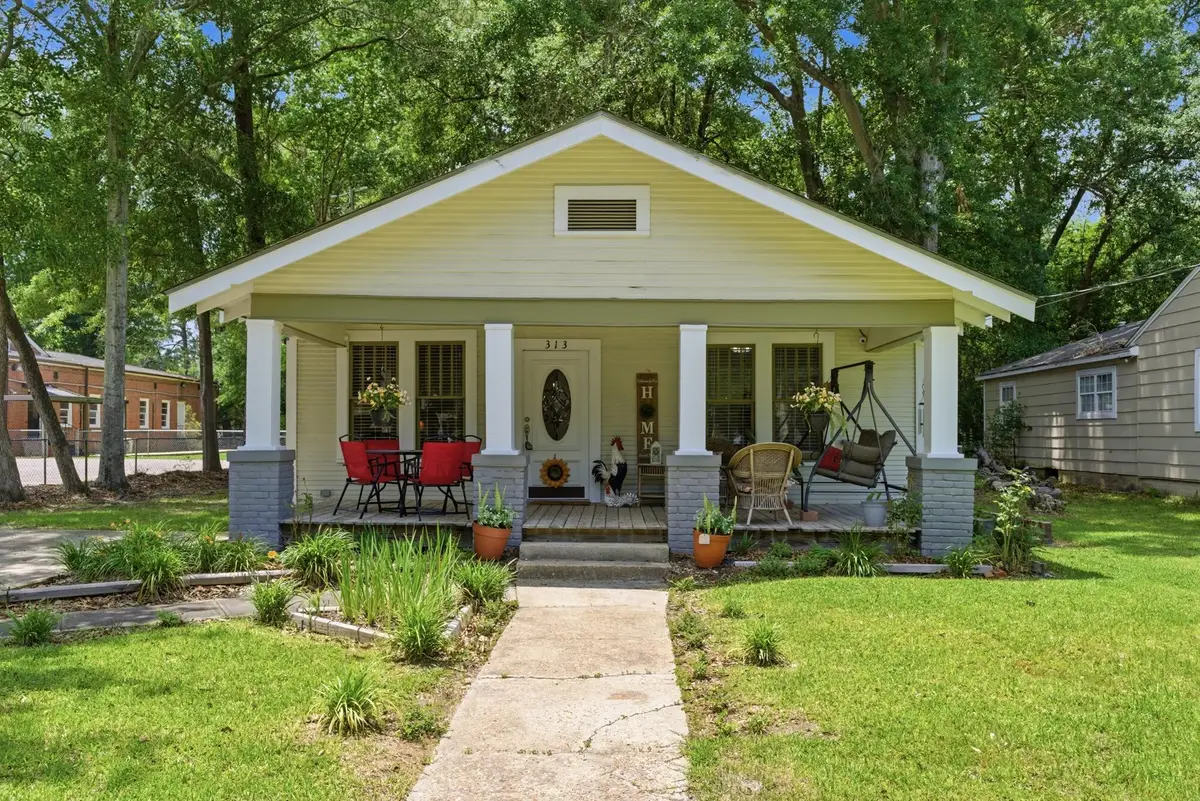 313 S 12th Ave., Hattiesburg, MS 39401 - #1