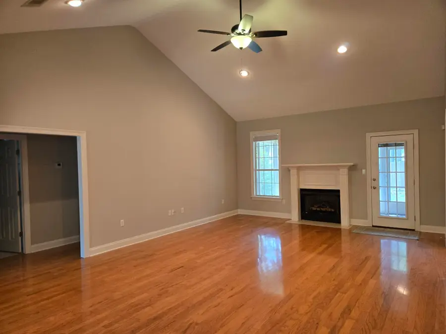 38 Waverly, Hattiesburg, MS 39402 - #3