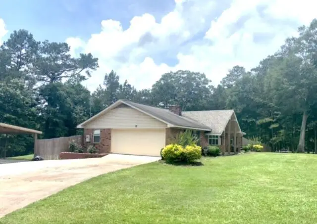 502 SE Pinewood Dr., Magee, MS 39111 - #2