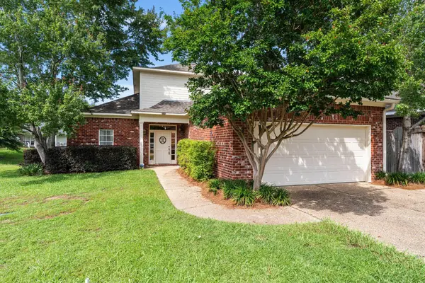 32 West Shore Dr., Hattiesburg, MS 39402