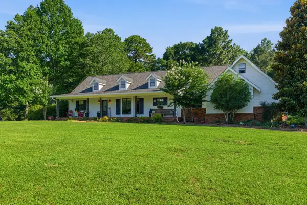 105 Country Park Dr., Petal, MS 39465