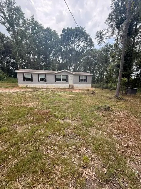 847 Ridge Alley Rd., Lumberton, MS 39455
