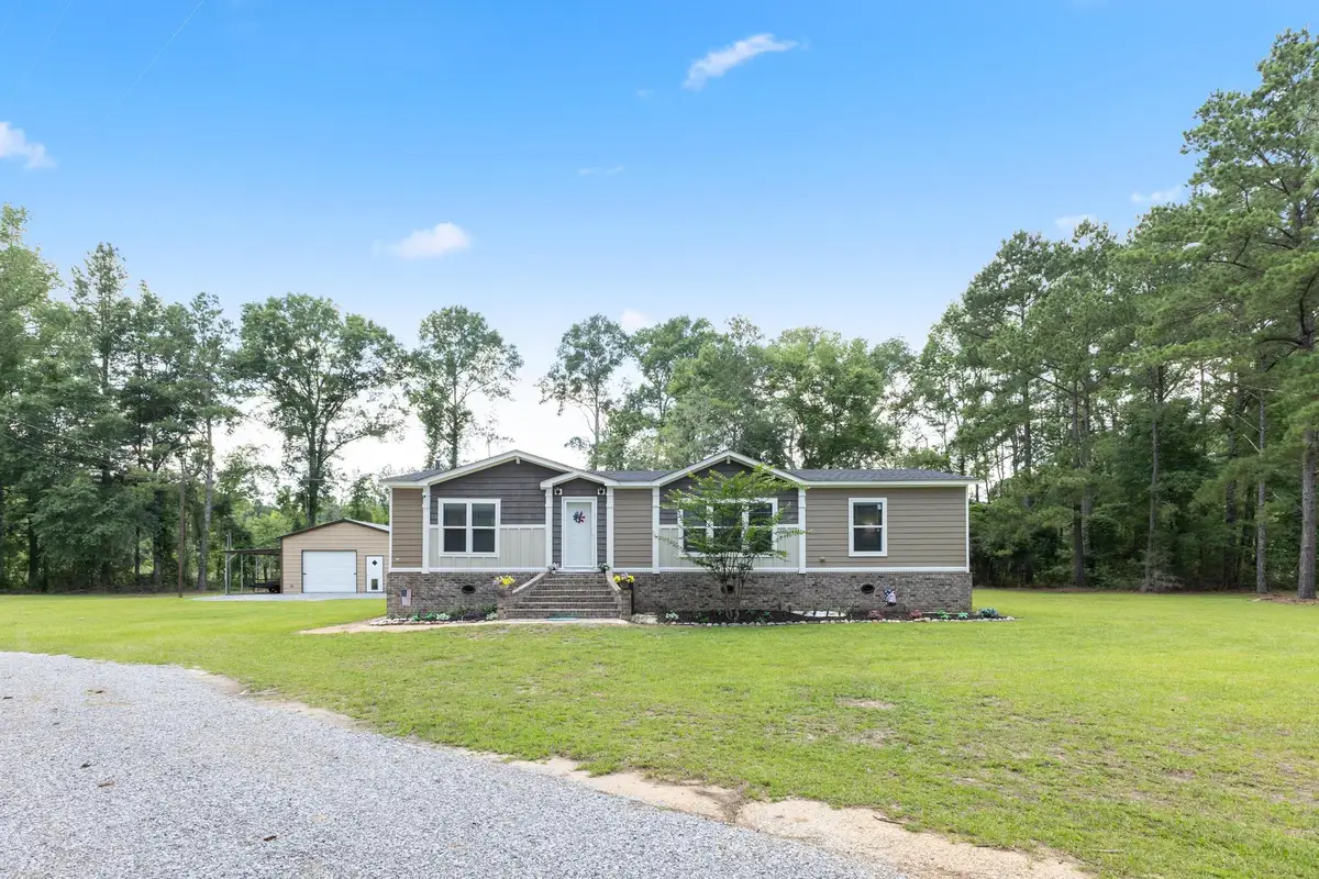 1352 Sanford, Moselle, MS 39459 - #1