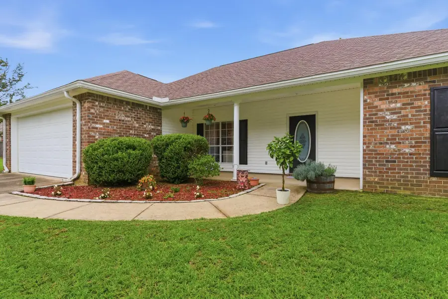 15 Katherine Ave., Sumrall, MS 39482 - #2