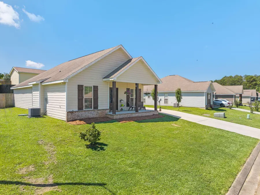 27 Cosmos, Hattiesburg, MS 39402 - #3